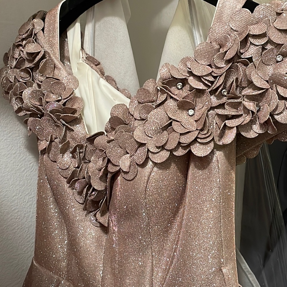 Stunning gown with metallic sparkle